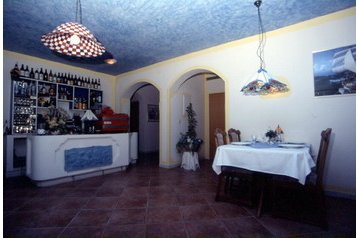 Croaţia Penzión Donji Karin, Exteriorul